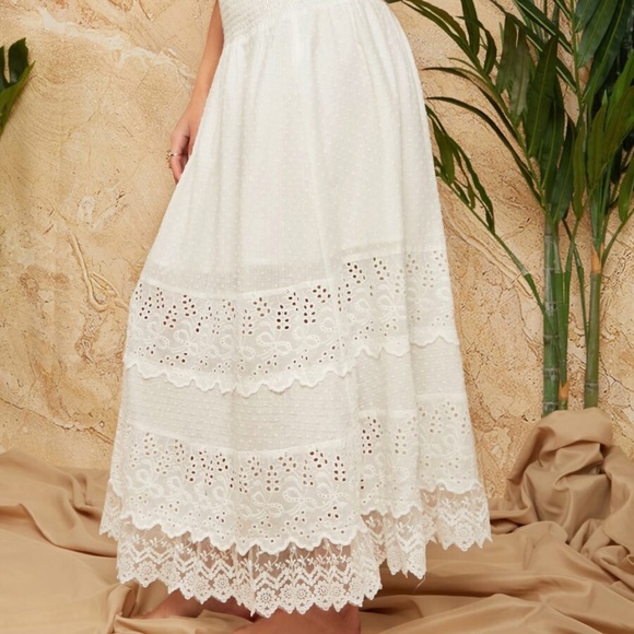 Boho white ruffle tiered lace maxi skirt Floral - Picture 3 of 7